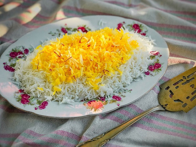 برنج ایرانی طارم هاشمی گیلان درجه یک ارسال رایگان